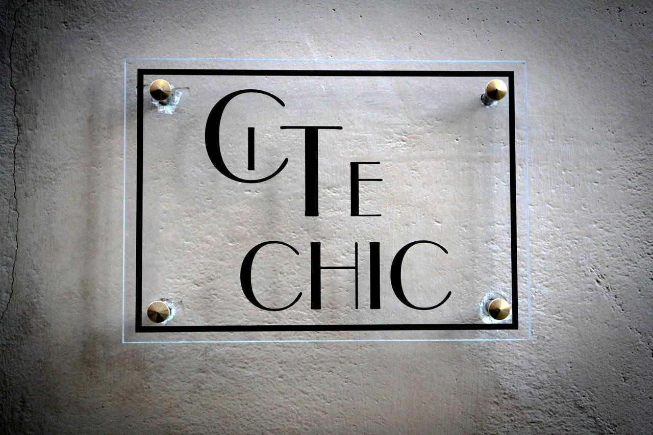 Cite Chic Lägenhet Carcassonne Exteriör bild